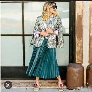 Buru Sparkle Cape